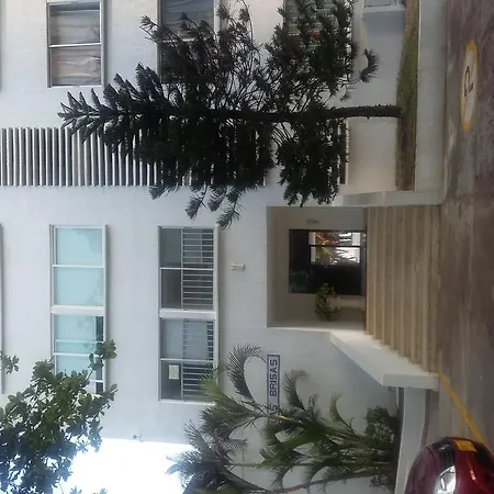 Las Brisas Apartamento *